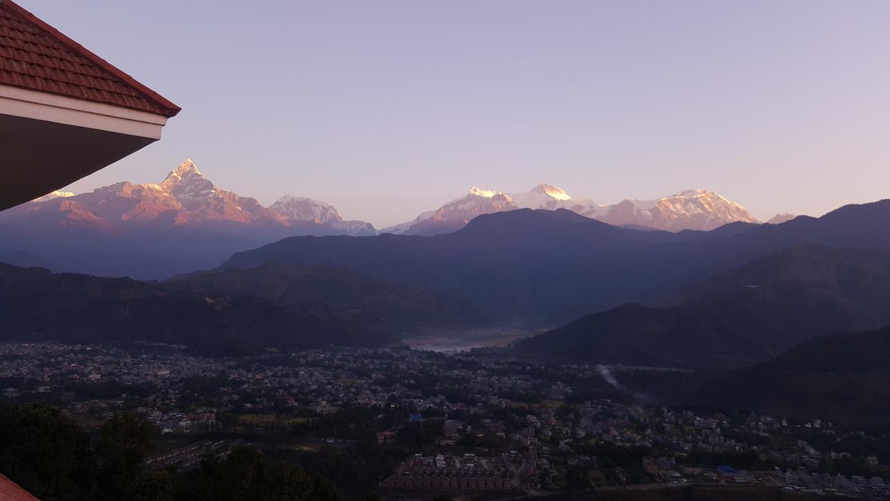 Himalayan Front Hotel by KGH Group Pokhara Bagian luar foto